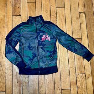 Nike Air Jordan Boys Full Zip Camo Track Style Jacket Size Small 8-10 Years